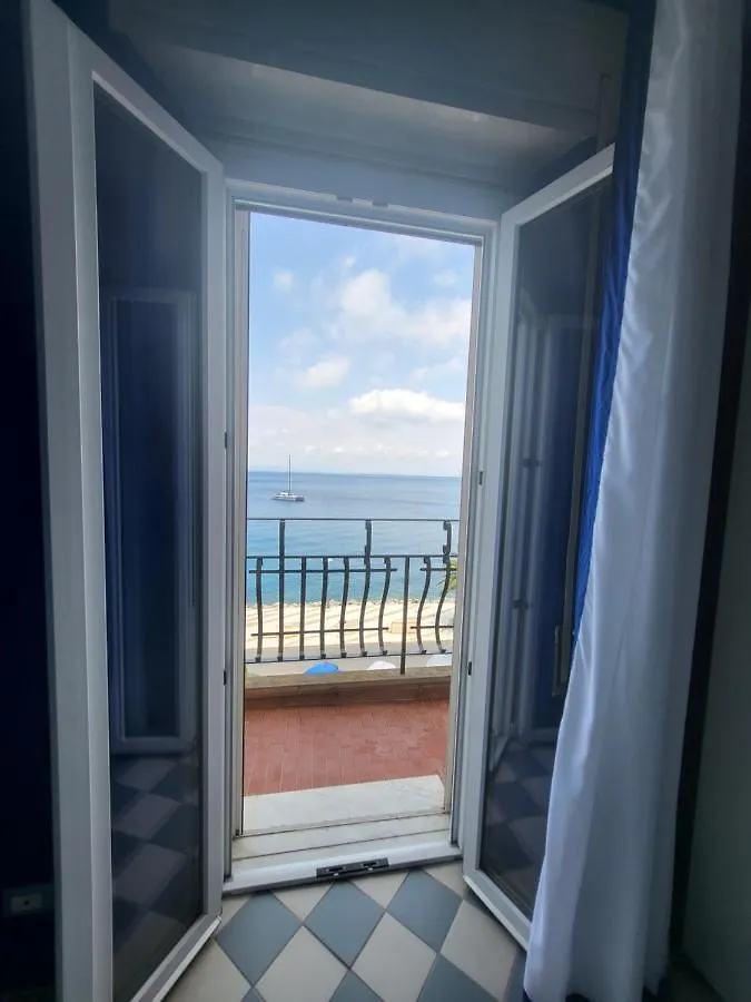 Апартаменты Tocco Di Mare Порто Санто Стефано